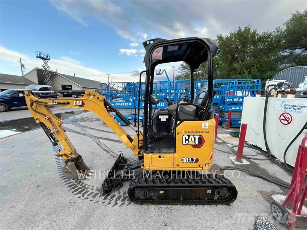 CAT 301.7 C1 대형 굴삭기 29톤 이상