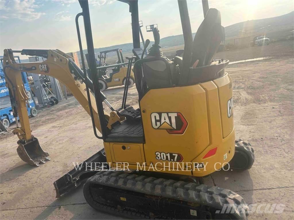 CAT 301.7 C1 대형 굴삭기 29톤 이상