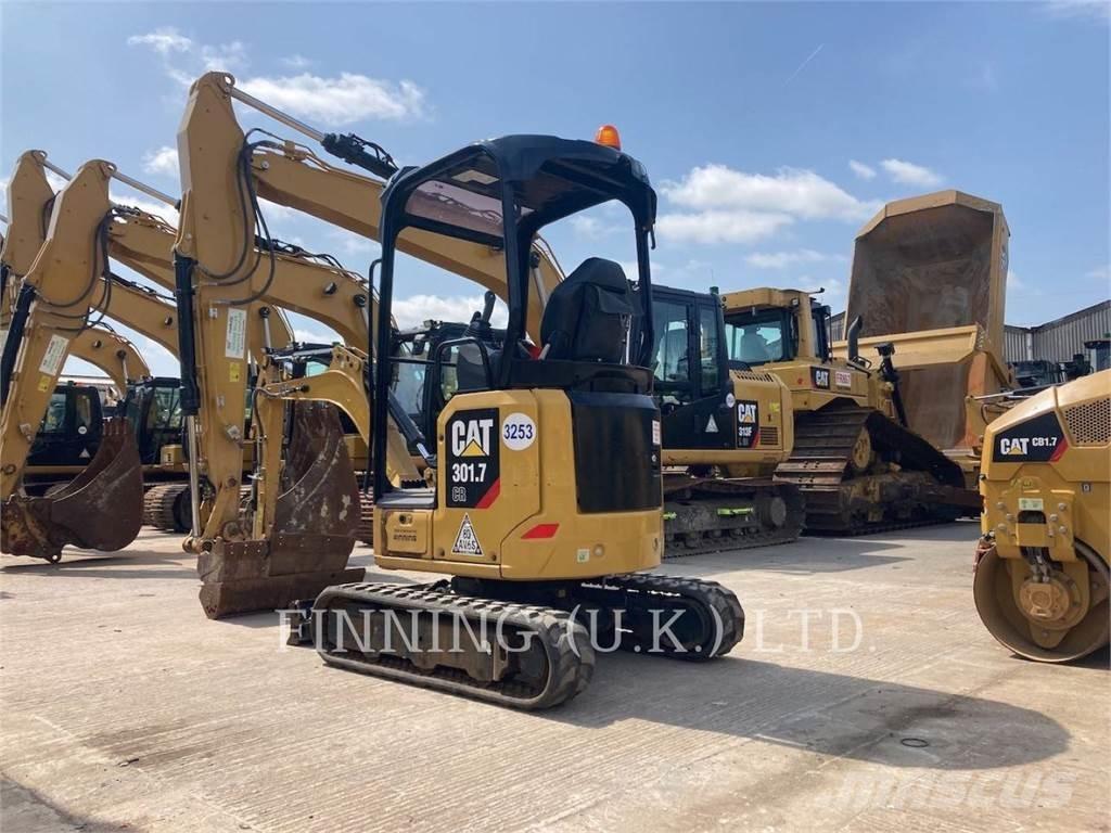 CAT 301.705 대형 굴삭기 29톤 이상