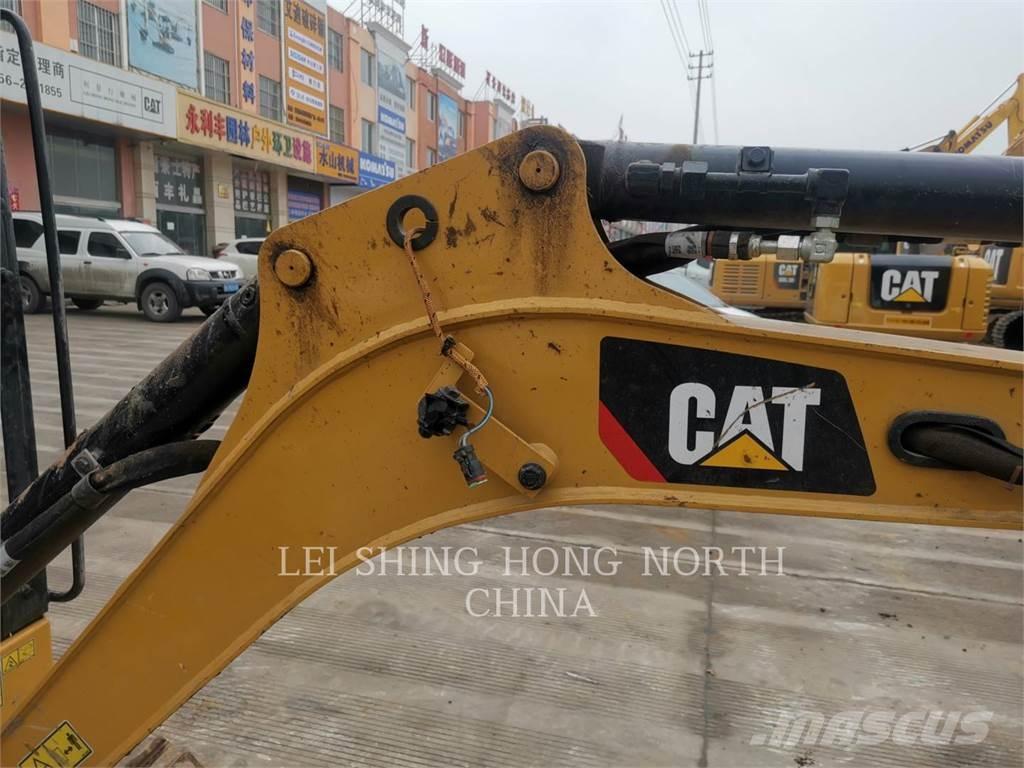 CAT 301.7CR 대형 굴삭기 29톤 이상