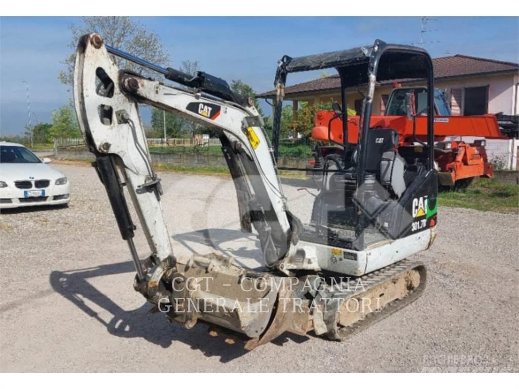 CAT 301.7D 대형 굴삭기 29톤 이상