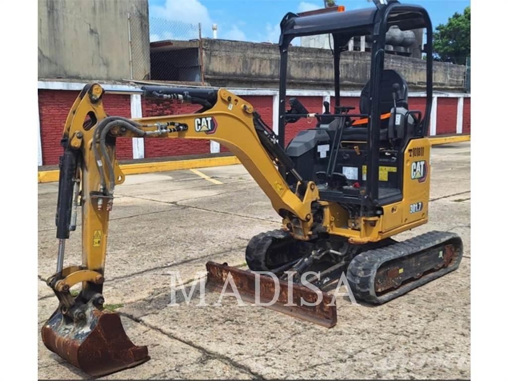 CAT 301.7D 대형 굴삭기 29톤 이상