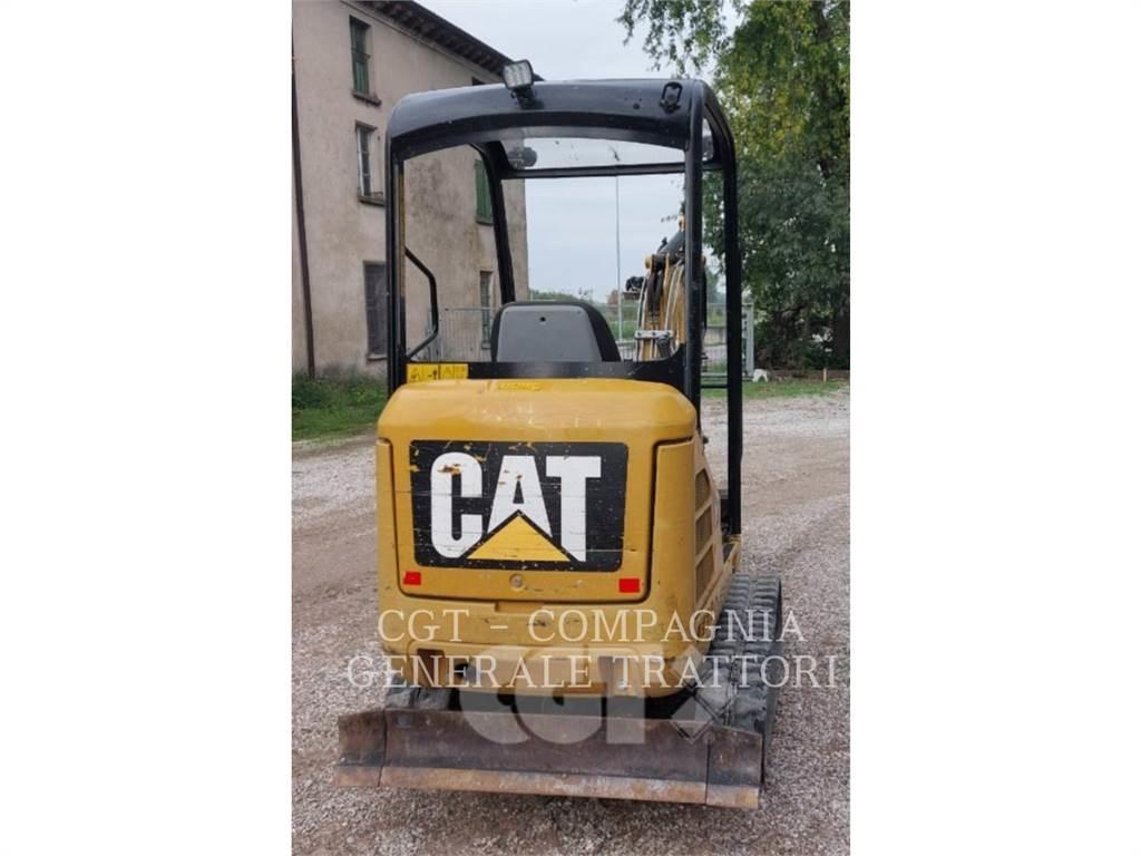 CAT 301.7D 대형 굴삭기 29톤 이상