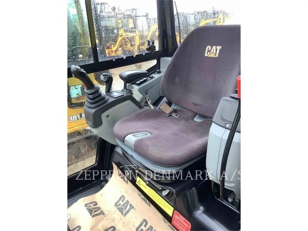 CAT 301.7D 대형 굴삭기 29톤 이상