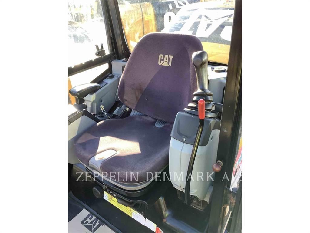 CAT 301.7D 대형 굴삭기 29톤 이상