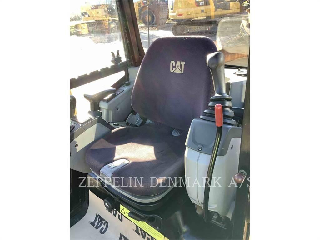 CAT 301.7D 대형 굴삭기 29톤 이상