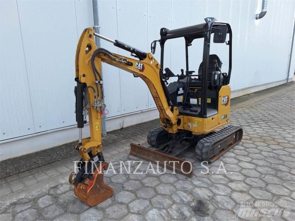 CAT 301.7D 대형 굴삭기 29톤 이상
