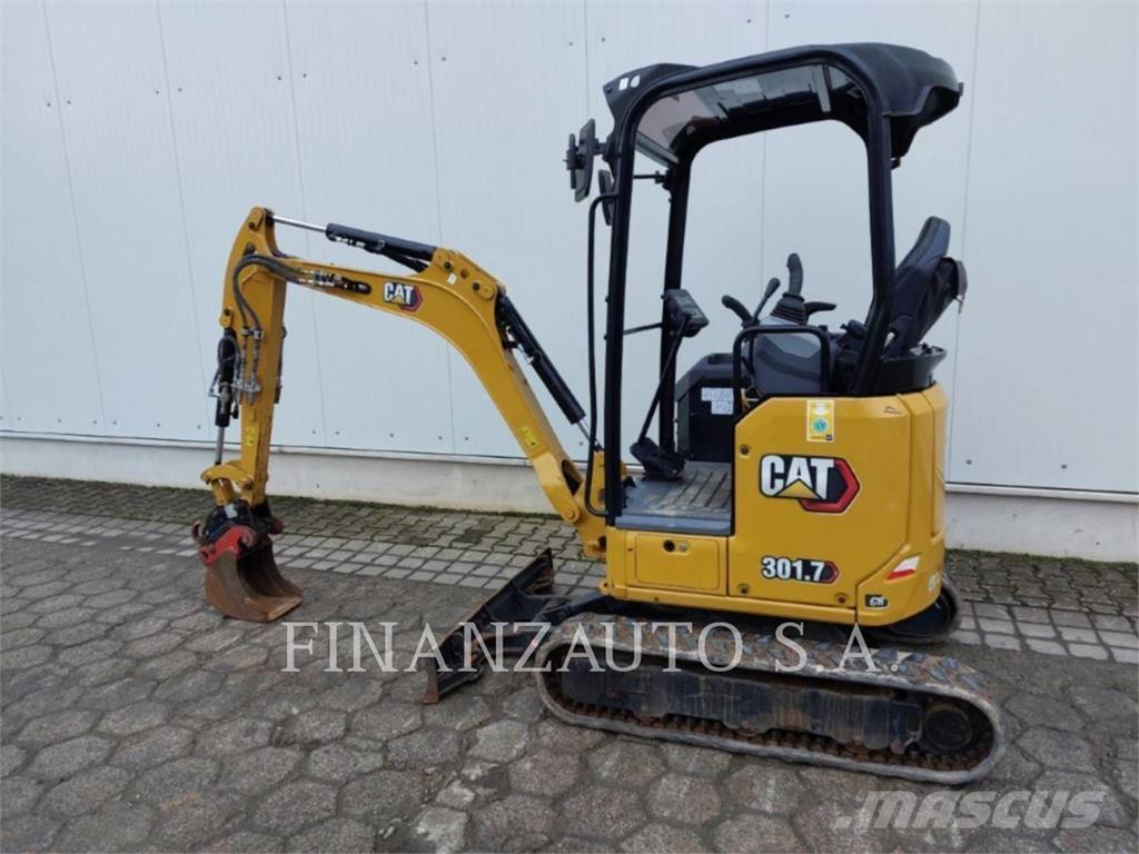 CAT 301.7D 대형 굴삭기 29톤 이상
