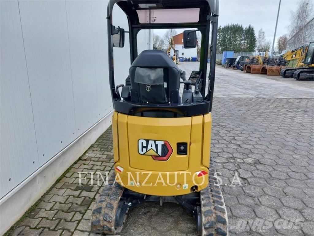 CAT 301.7D 대형 굴삭기 29톤 이상