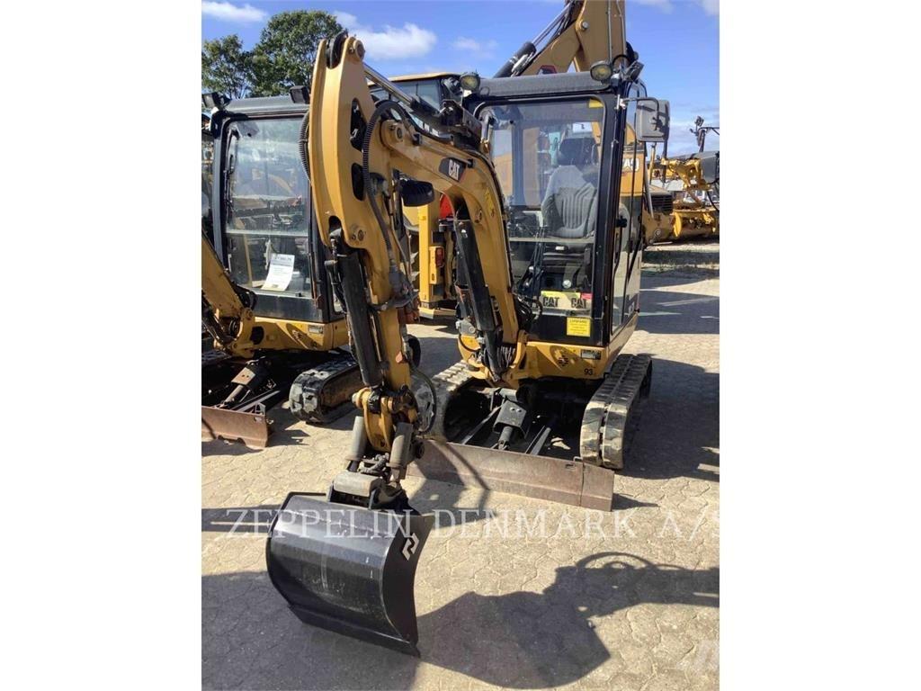 CAT 301.7D 소형 굴삭기 7톤 미만
