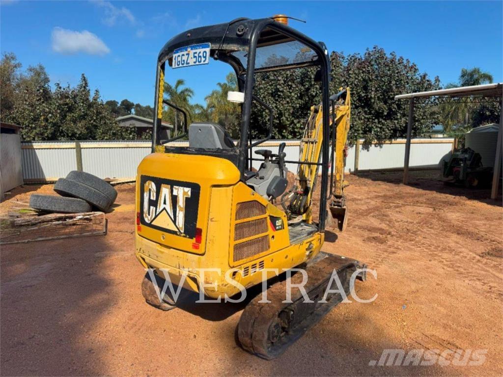 CAT 301.7D 대형 굴삭기 29톤 이상