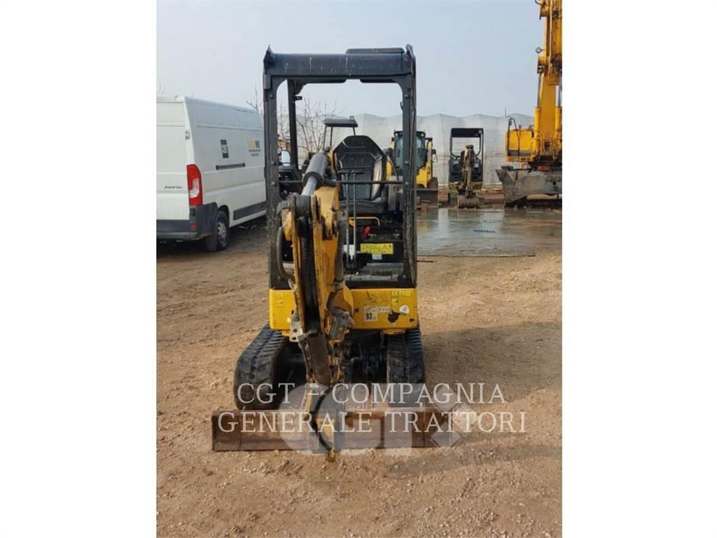 CAT 301.8 대형 굴삭기 29톤 이상
