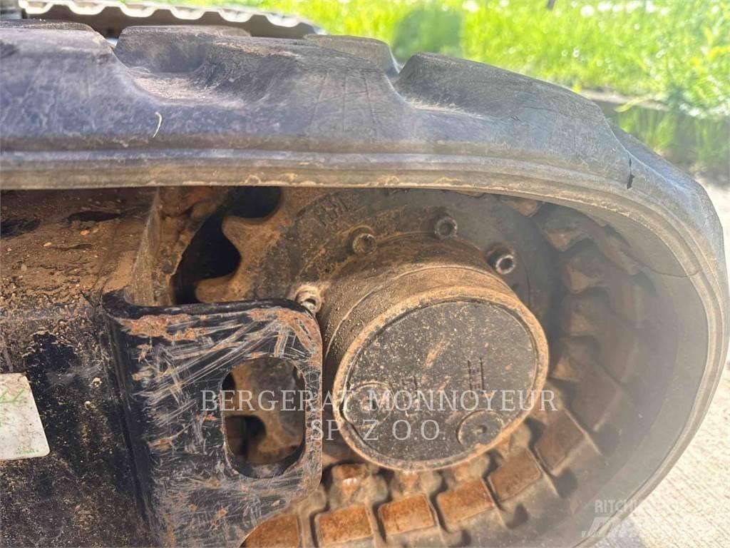CAT 301.8 대형 굴삭기 29톤 이상