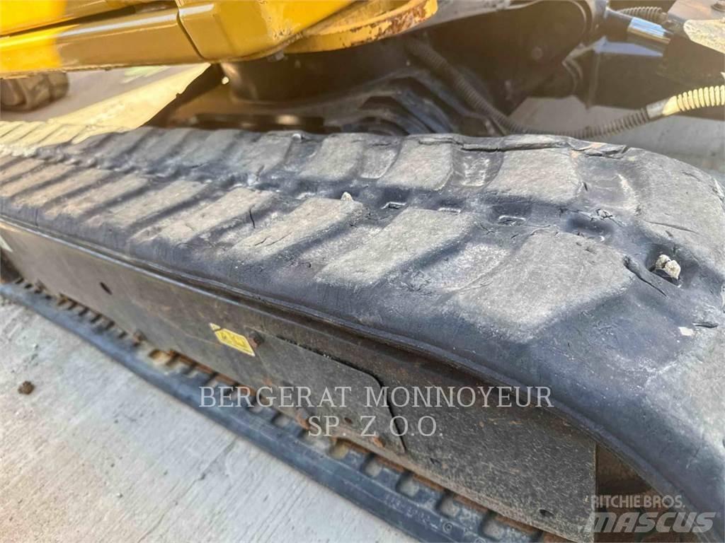 CAT 301.8 대형 굴삭기 29톤 이상