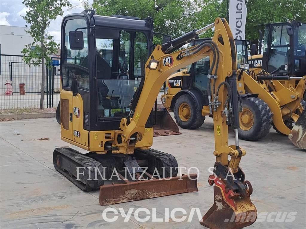 CAT 301.8 대형 굴삭기 29톤 이상