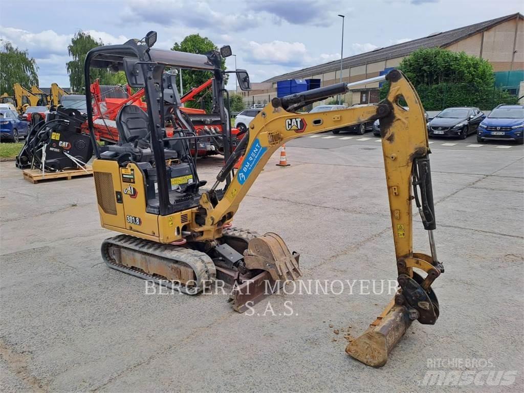 CAT 301.8 대형 굴삭기 29톤 이상