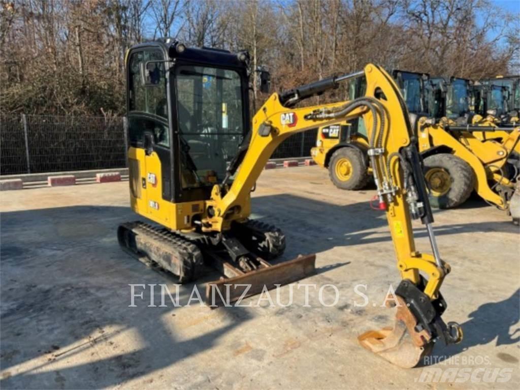 CAT 301.8 대형 굴삭기 29톤 이상