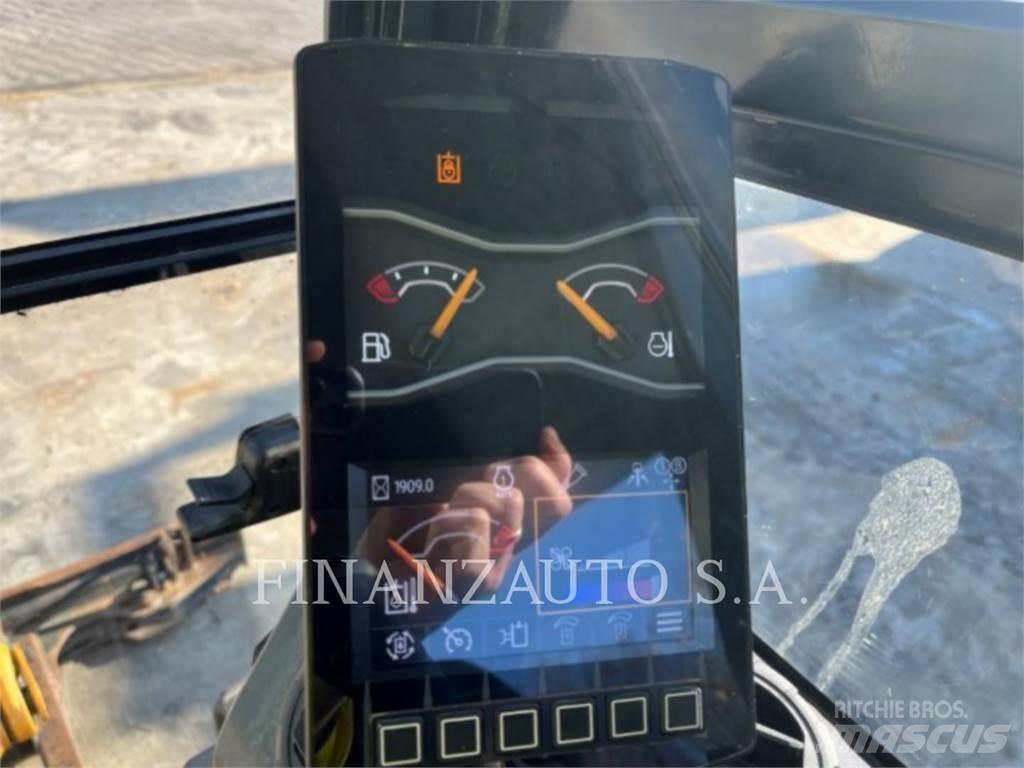 CAT 301.8 대형 굴삭기 29톤 이상