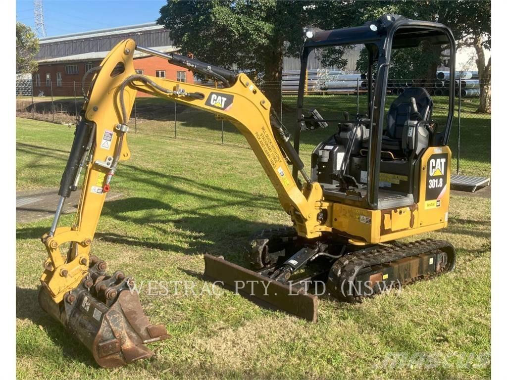 CAT 301.8 대형 굴삭기 29톤 이상