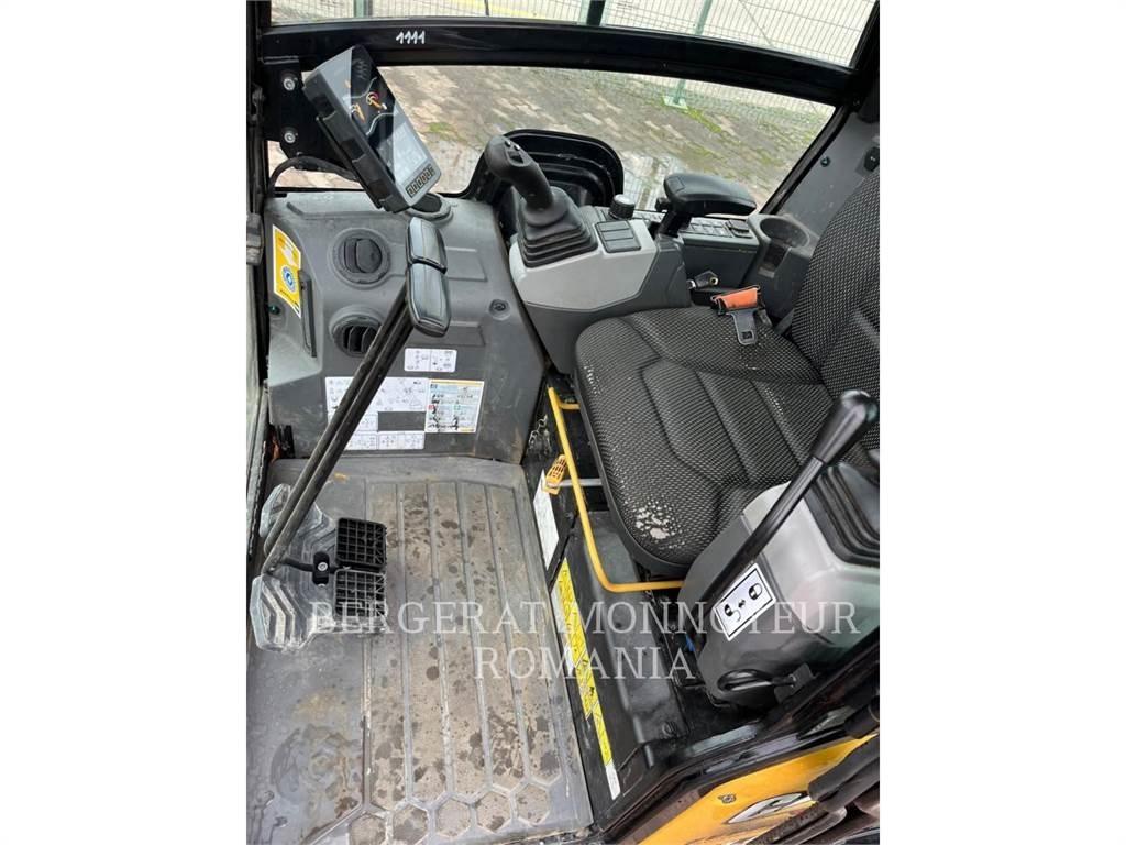 CAT 301.8-05 대형 굴삭기 29톤 이상
