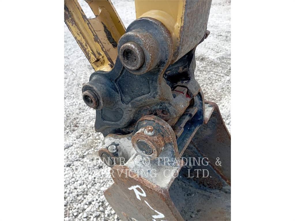 CAT 301.8-05 대형 굴삭기 29톤 이상