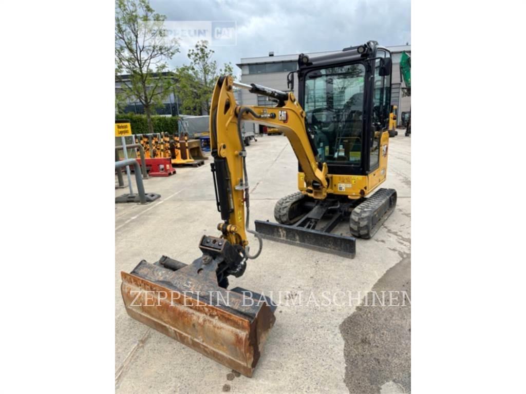 CAT 301.8-05A 대형 굴삭기 29톤 이상