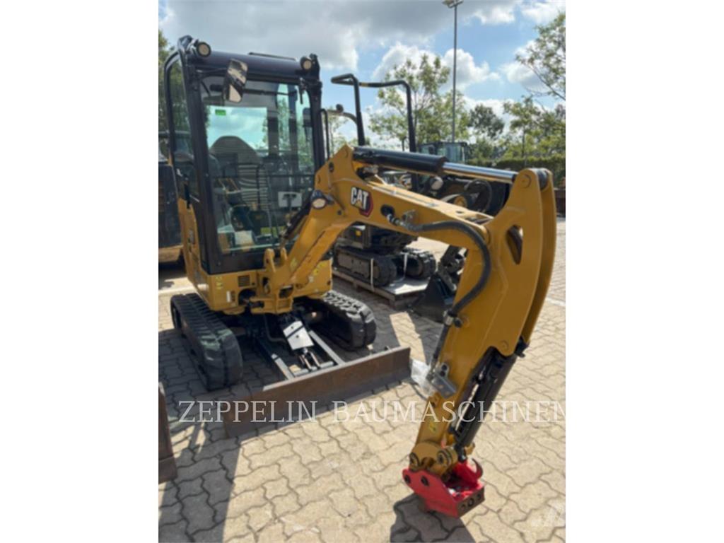 CAT 301.8-05A 대형 굴삭기 29톤 이상