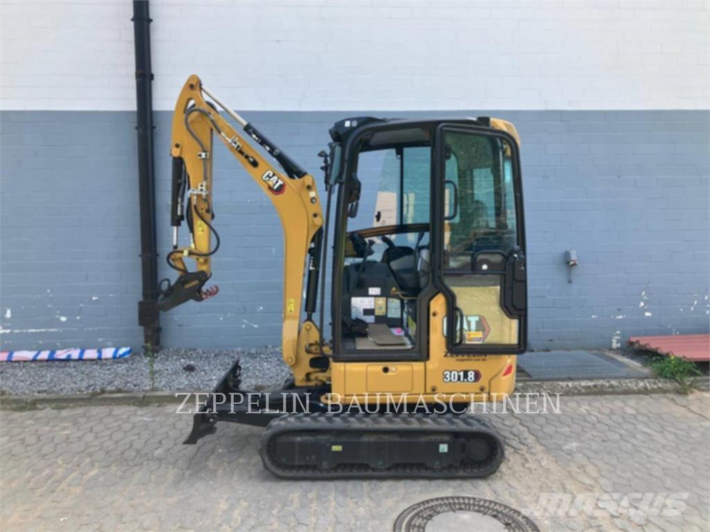 CAT 301.8-05A 대형 굴삭기 29톤 이상