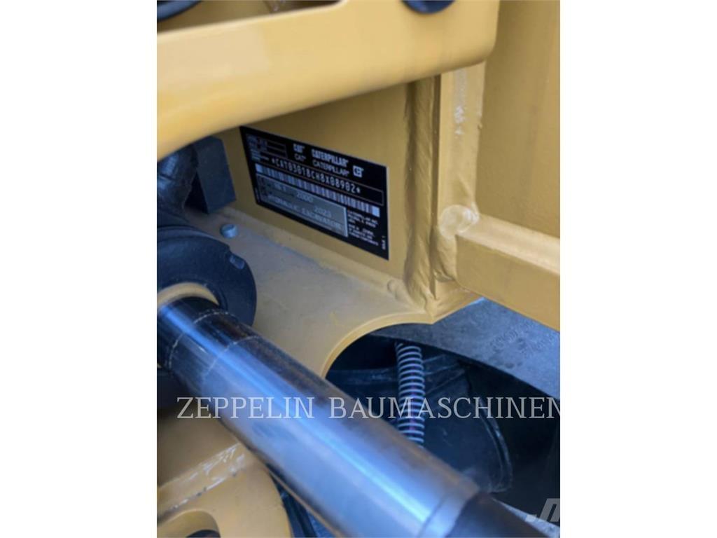 CAT 301.8-05A 대형 굴삭기 29톤 이상
