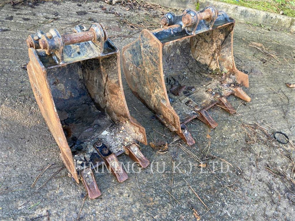 CAT 301.8-05A 대형 굴삭기 29톤 이상