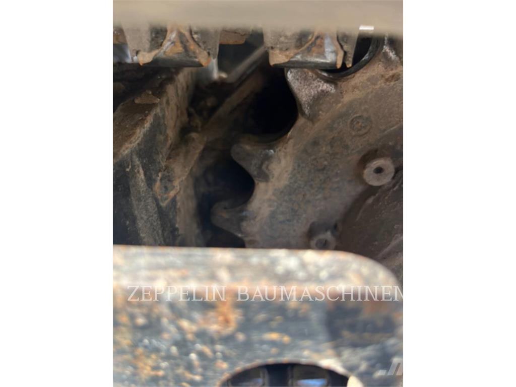 CAT 301.8-05A 대형 굴삭기 29톤 이상
