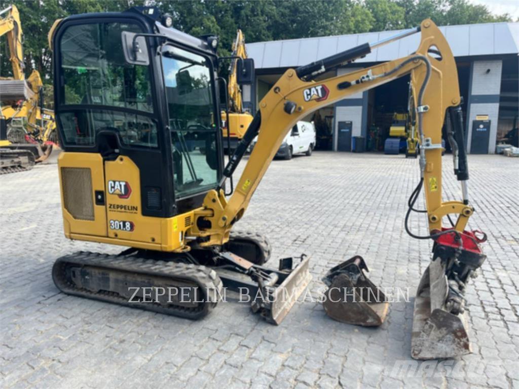 CAT 301.8-05A 대형 굴삭기 29톤 이상