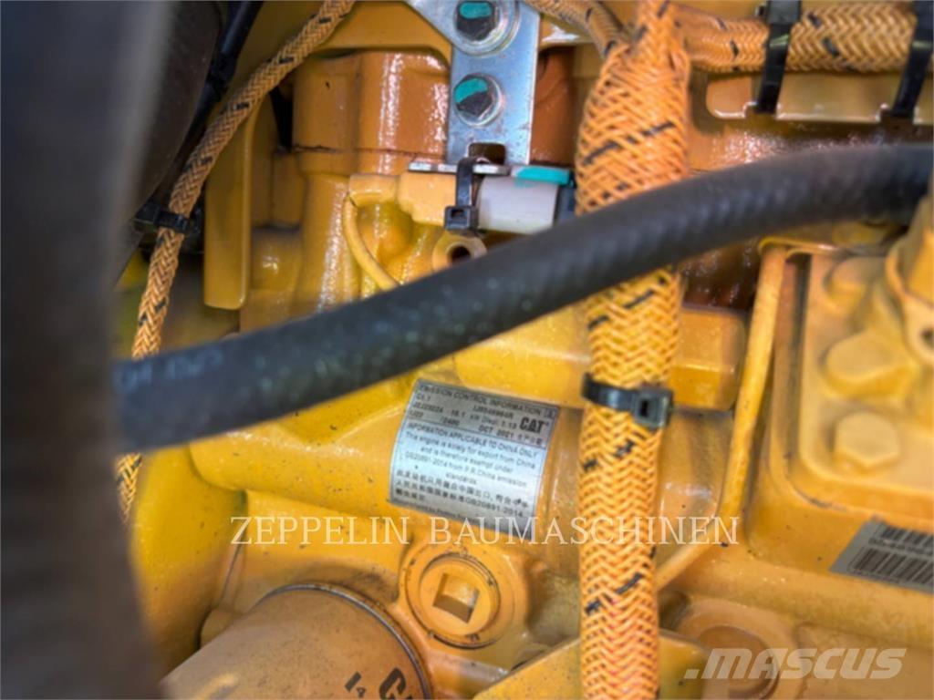 CAT 301.8-05A 대형 굴삭기 29톤 이상