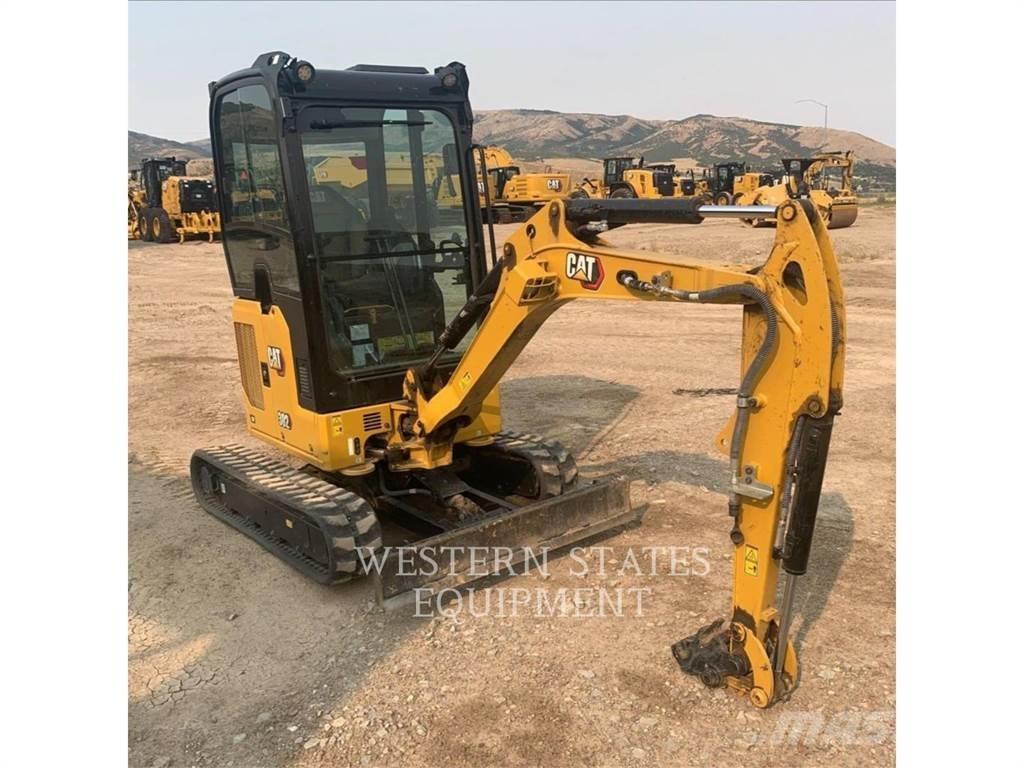 CAT 302 대형 굴삭기 29톤 이상