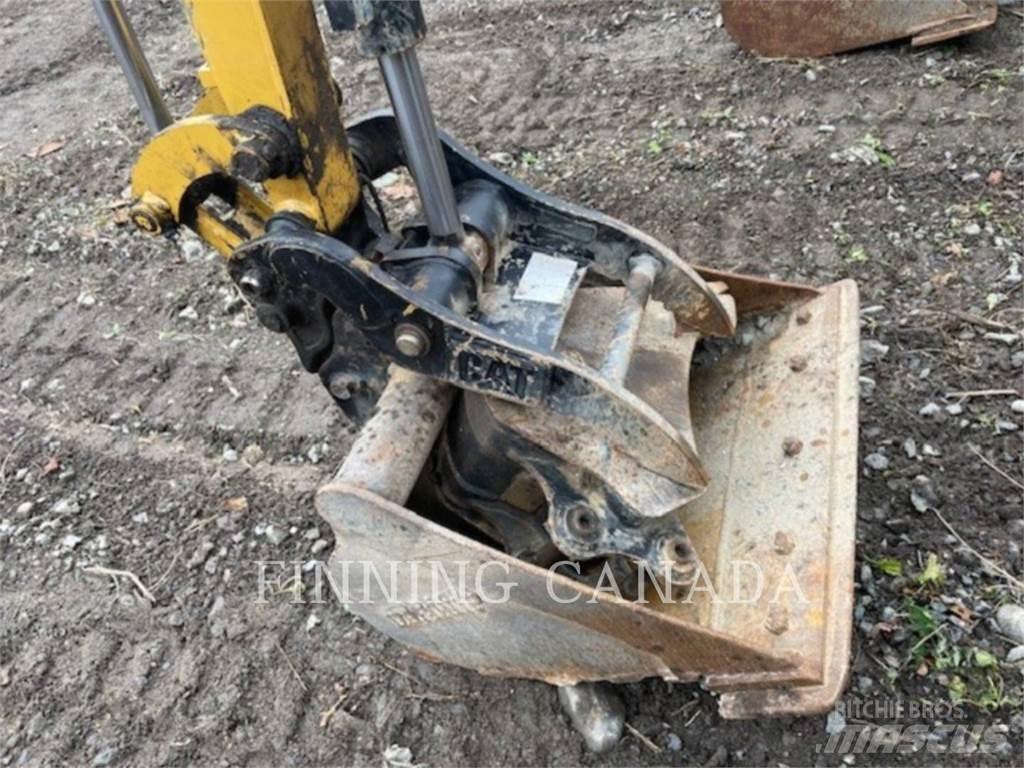 CAT 302-05 대형 굴삭기 29톤 이상