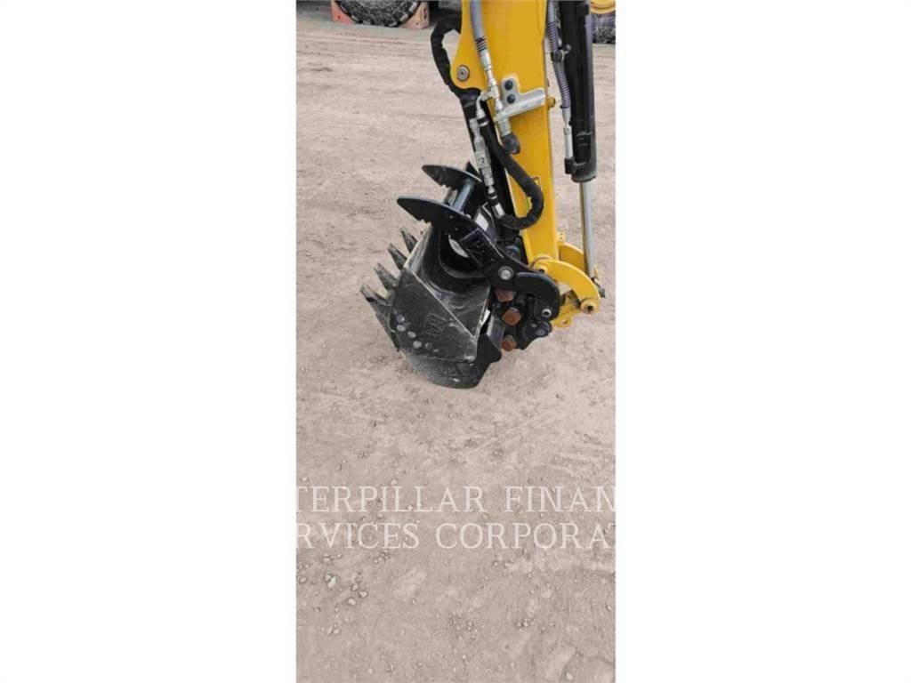 CAT 302 05A CR 대형 굴삭기 29톤 이상