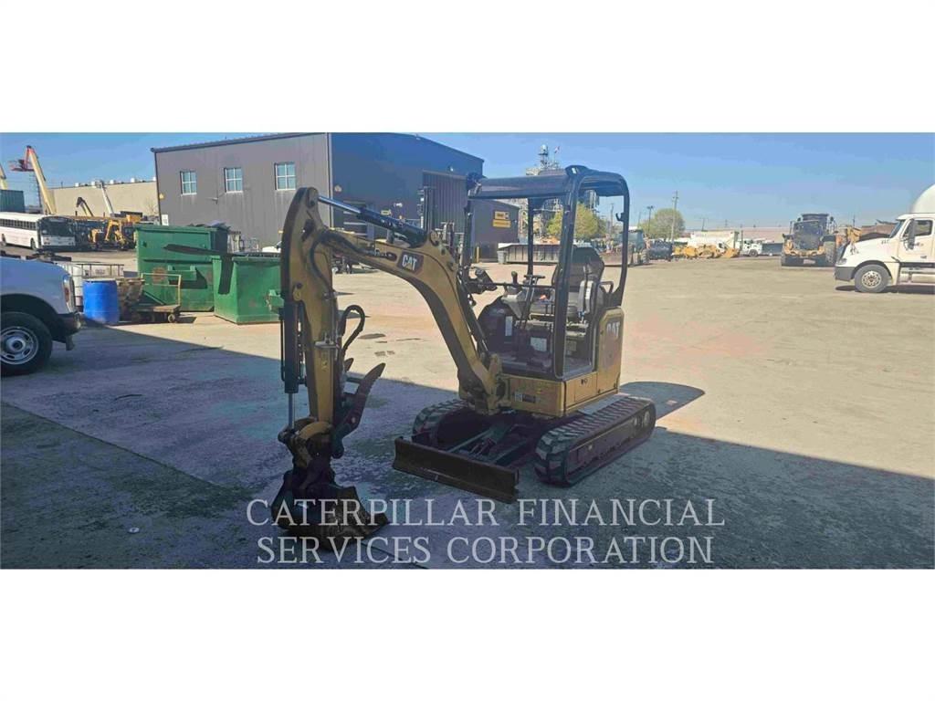 CAT 302 05A CR 대형 굴삭기 29톤 이상