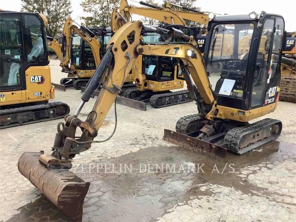 CAT 302.2D 대형 굴삭기 29톤 이상