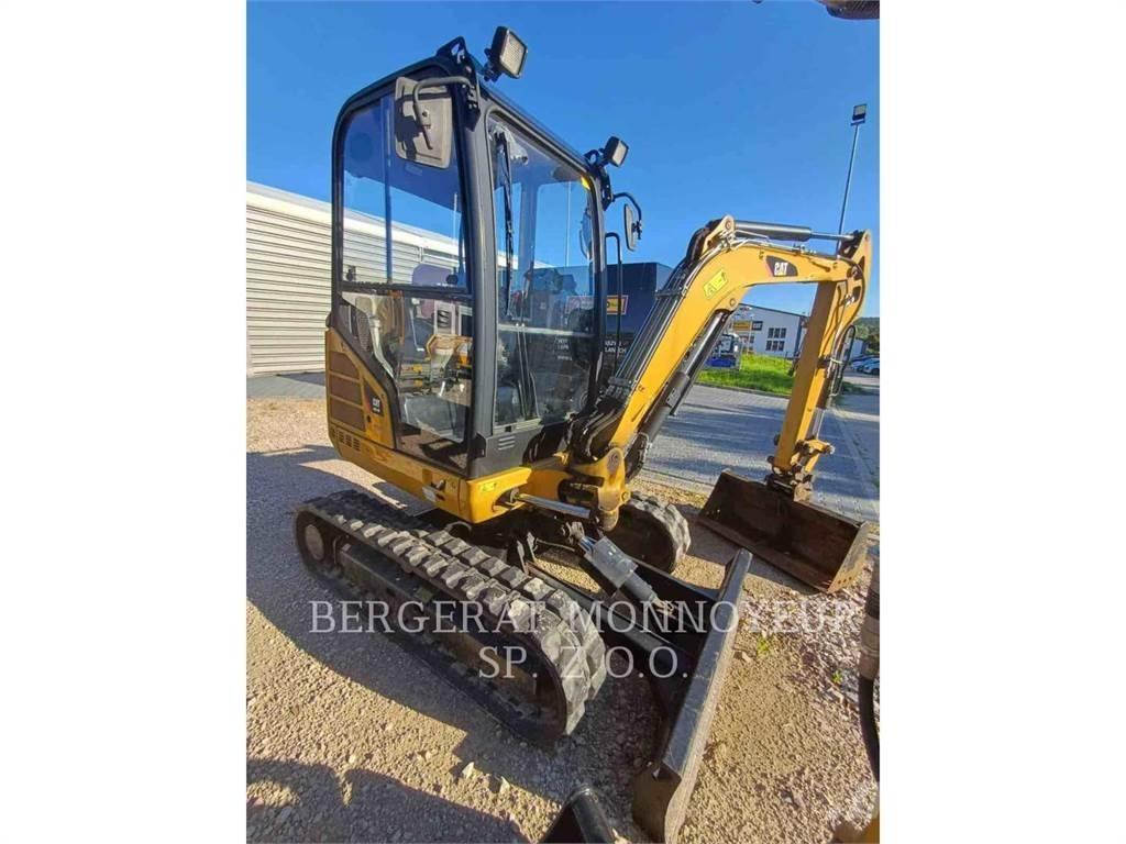 CAT 302.4D 대형 굴삭기 29톤 이상