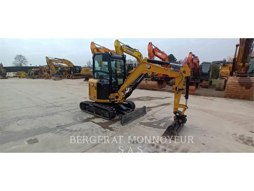 CAT 302.7 대형 굴삭기 29톤 이상