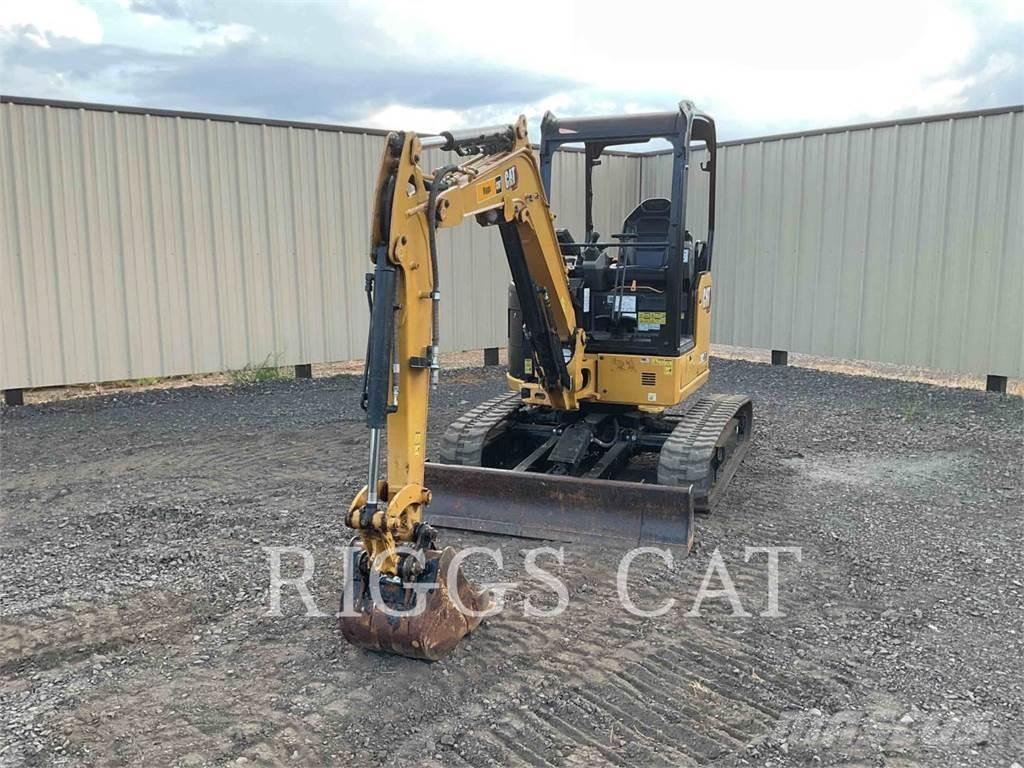CAT 302.7 대형 굴삭기 29톤 이상