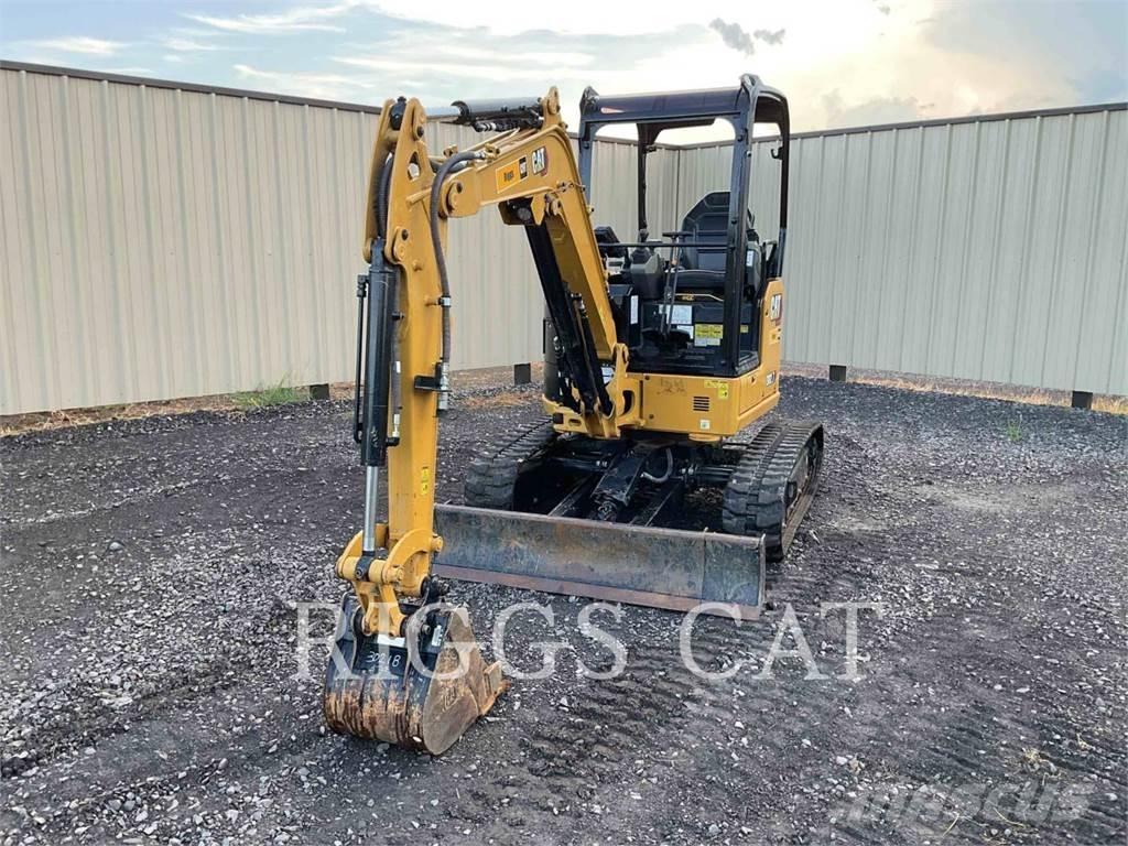 CAT 302.7 대형 굴삭기 29톤 이상