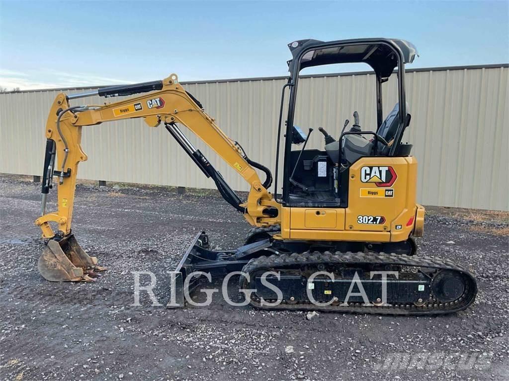 CAT 302.7 대형 굴삭기 29톤 이상