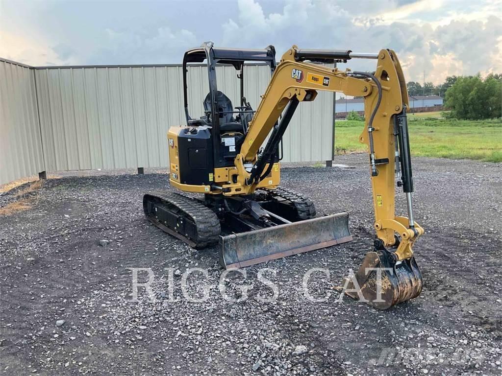 CAT 302.7 대형 굴삭기 29톤 이상