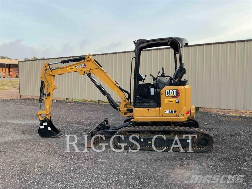 CAT 302.7 대형 굴삭기 29톤 이상
