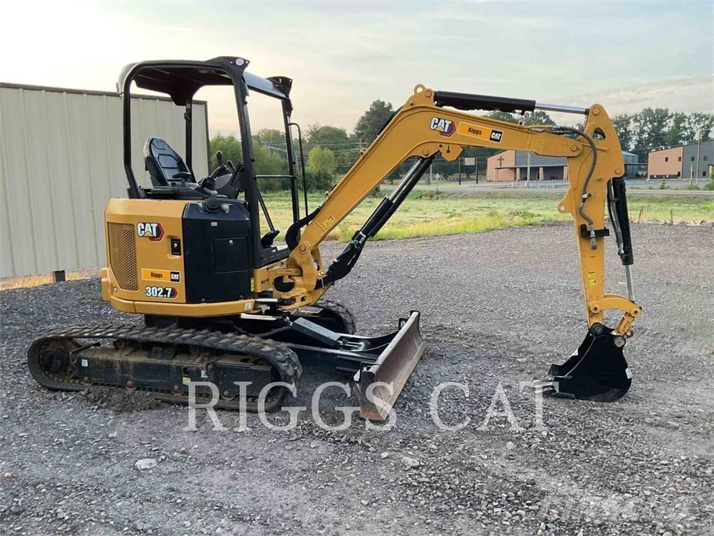 CAT 302.7 대형 굴삭기 29톤 이상