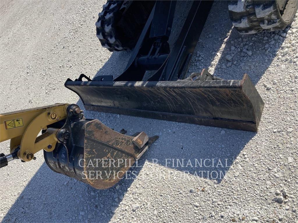 CAT 302.7-07CR 대형 굴삭기 29톤 이상