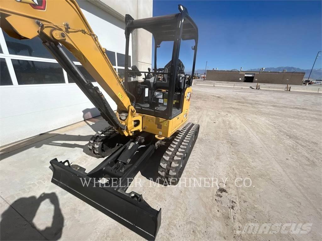 CAT 302.7 C1 대형 굴삭기 29톤 이상