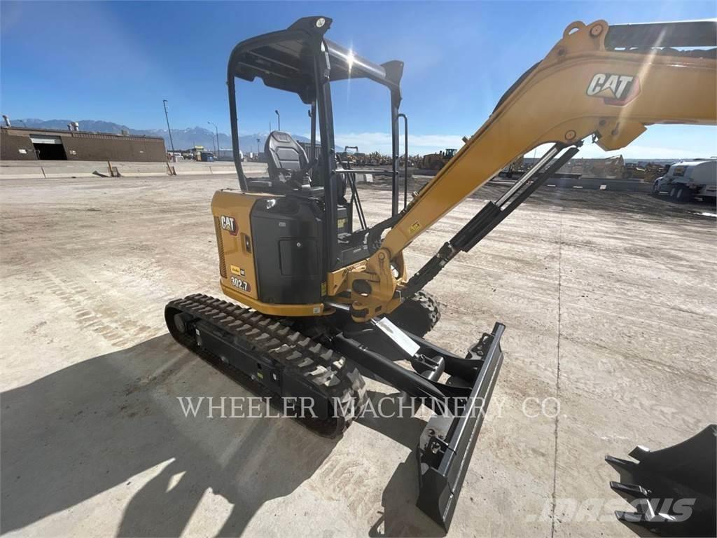 CAT 302.7 C1 대형 굴삭기 29톤 이상