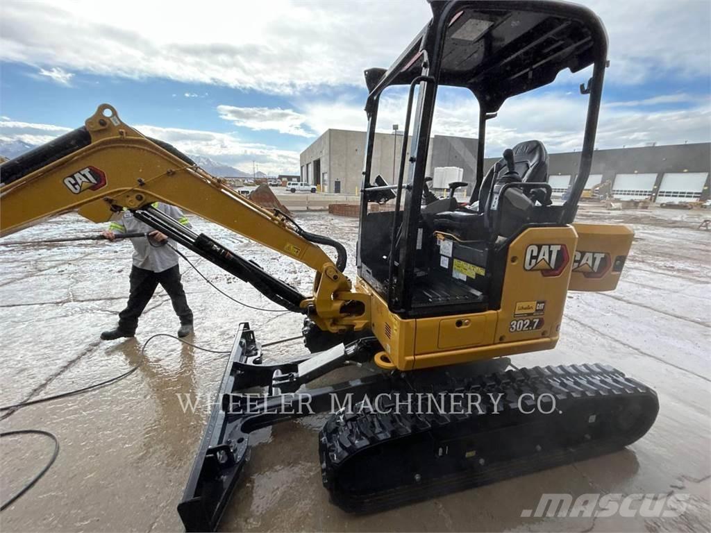 CAT 302.7 C1TH 대형 굴삭기 29톤 이상